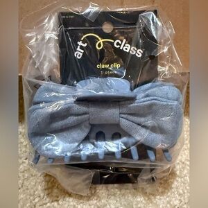 Art Class Elegant Blue Hair Accessory